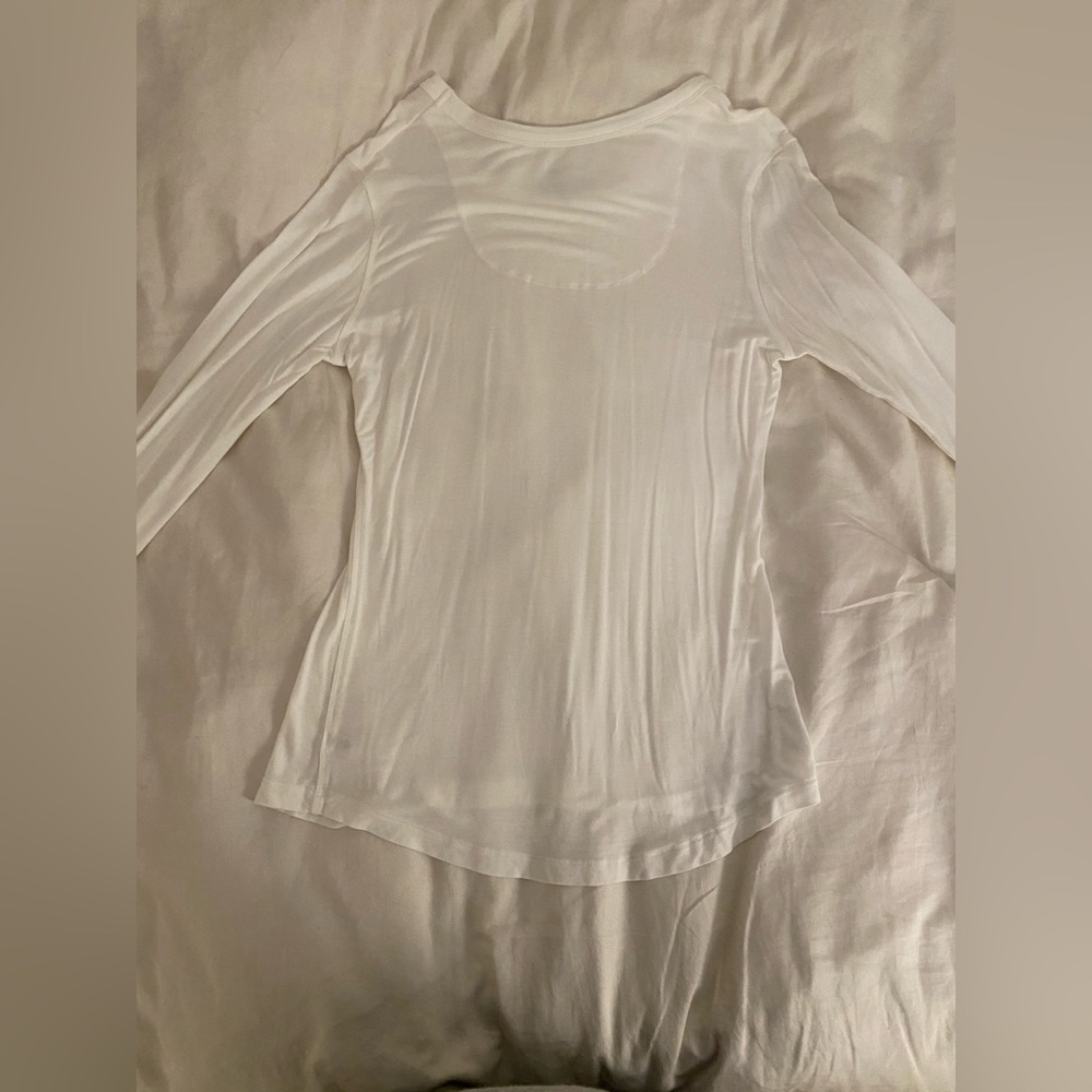 White undershirt - Picture 4 of 4